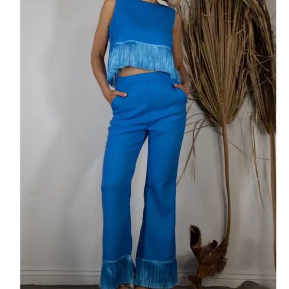 Electric Blue Modern Tassle tweed crop top and pants set size lg